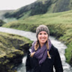 Meet your Posher, Laura